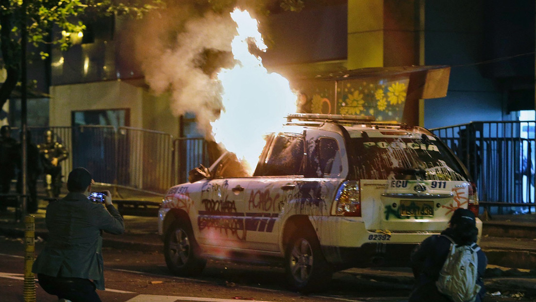 Exigen la liberación del líder indígena Leonidas Iza: Fuertes enfrentamientos entre policías y manifestantes en Ecuador