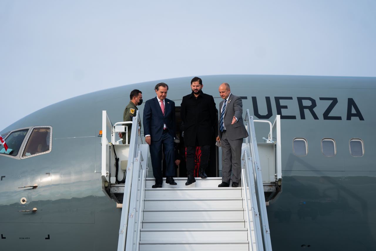 Presidente Boric llegó a Canadá para dar inicio a su segunda gira internacional
