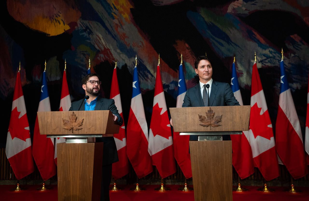 Tras reunión con Trudeau, Boric anuncia que «prontamente» presentará proyecto para «prohibir tenencia de armas»