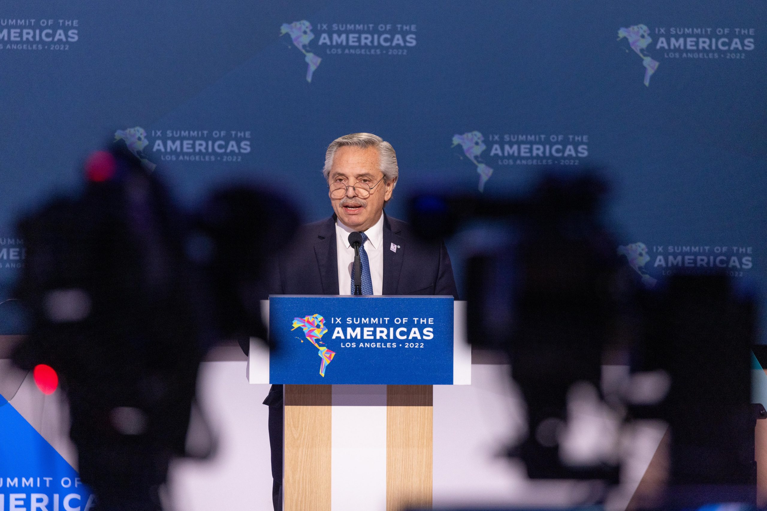 Cumbre de las Américas: Fernández pide reestructuración de la OEA y remoción inmediata de quienes la conducen