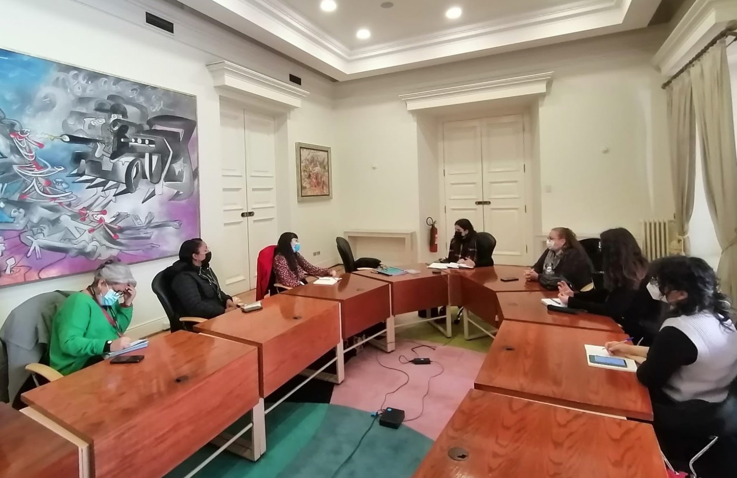 Fundación Margen tras reunión con Ministra de la Mujer en La Moneda: «Existe una deuda histórica de reparación hacia las trabajadoras sexuales en Chile»