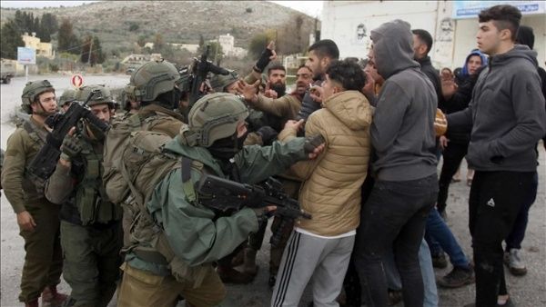 Mueren tres palestinos en una operación israelí en Cisjordania