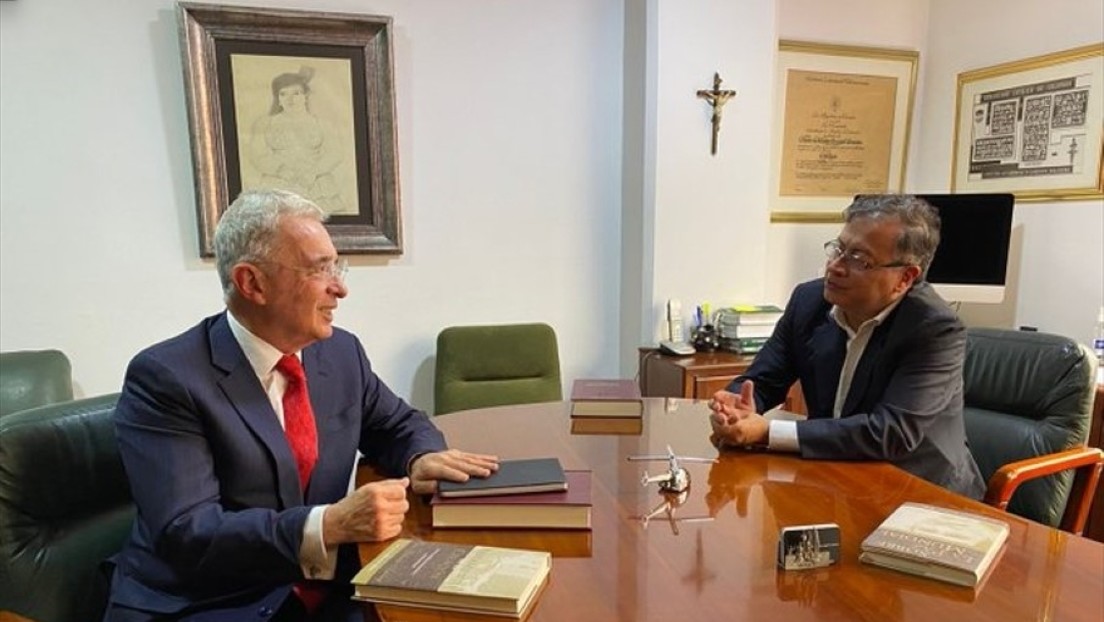 «Provechosa y respetuosa»: Petro sostuvo una reunión con Álvaro Uribe
