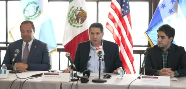 Rectifica cónsul cifra de mexicanos muertos en tráiler, son 27