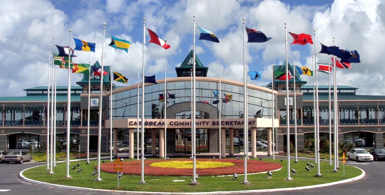Antigua y Barbuda insta a líderes de Caricom a aliarse con Venezuela ante aumento de precios del crudo