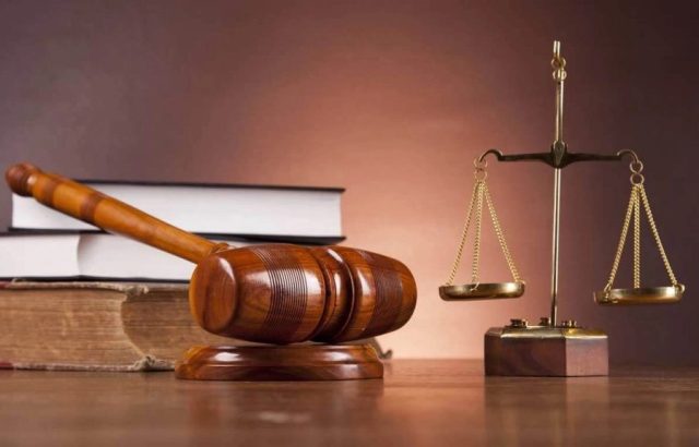 Conoce la iniciativa para regular cobro de abogados poblanos, ¿acabarán abusos?