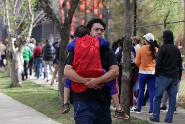 Reportan heridos por balacera en vacunación infantil anticovid en Francisco I. Madero