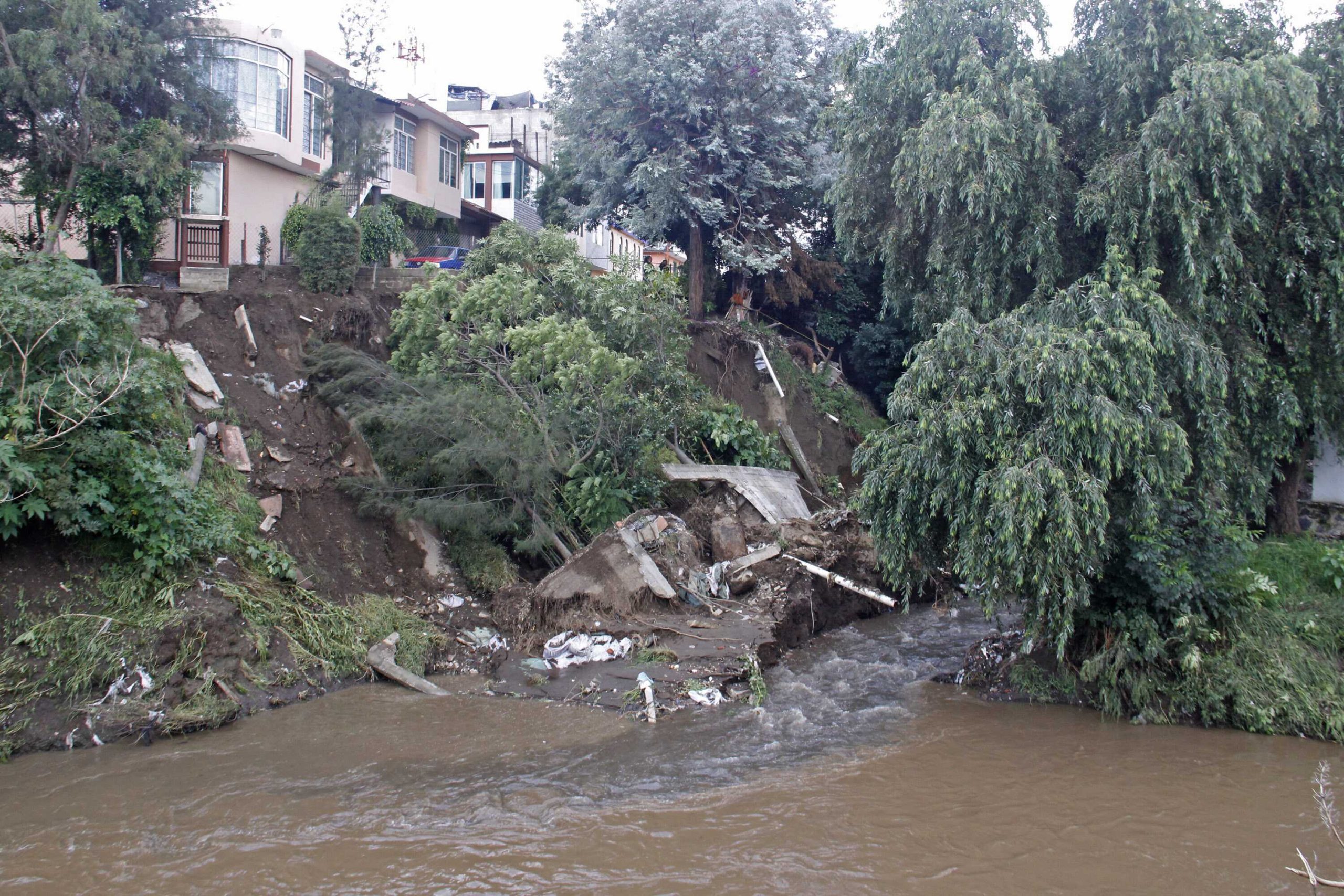 En riesgo de deslave, 57 municipios por temporada de lluvias en Puebla: Segob