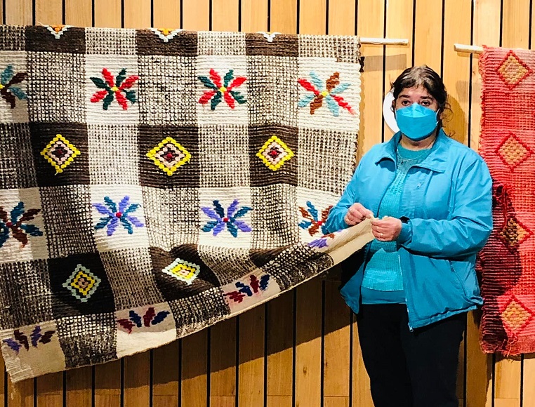 Inédita exposición en Santiago de arte textil Mapuche – Williche hasta el jueves 30 de junio