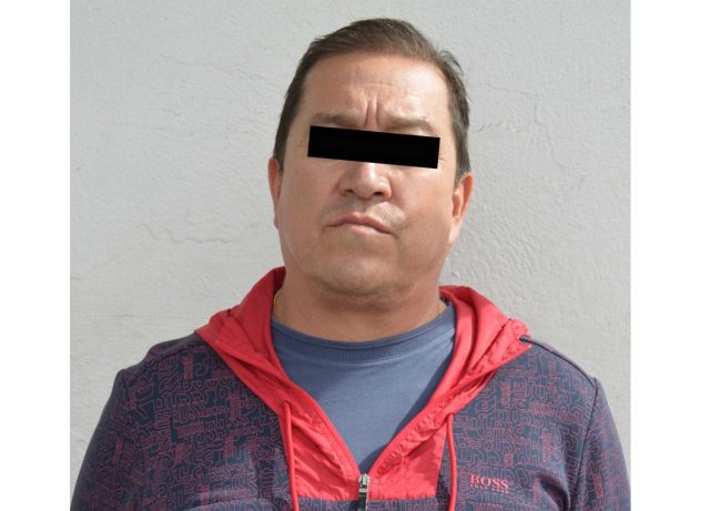 De nuevo, cae empresario gallero poblano; ahora por usurpar funciones