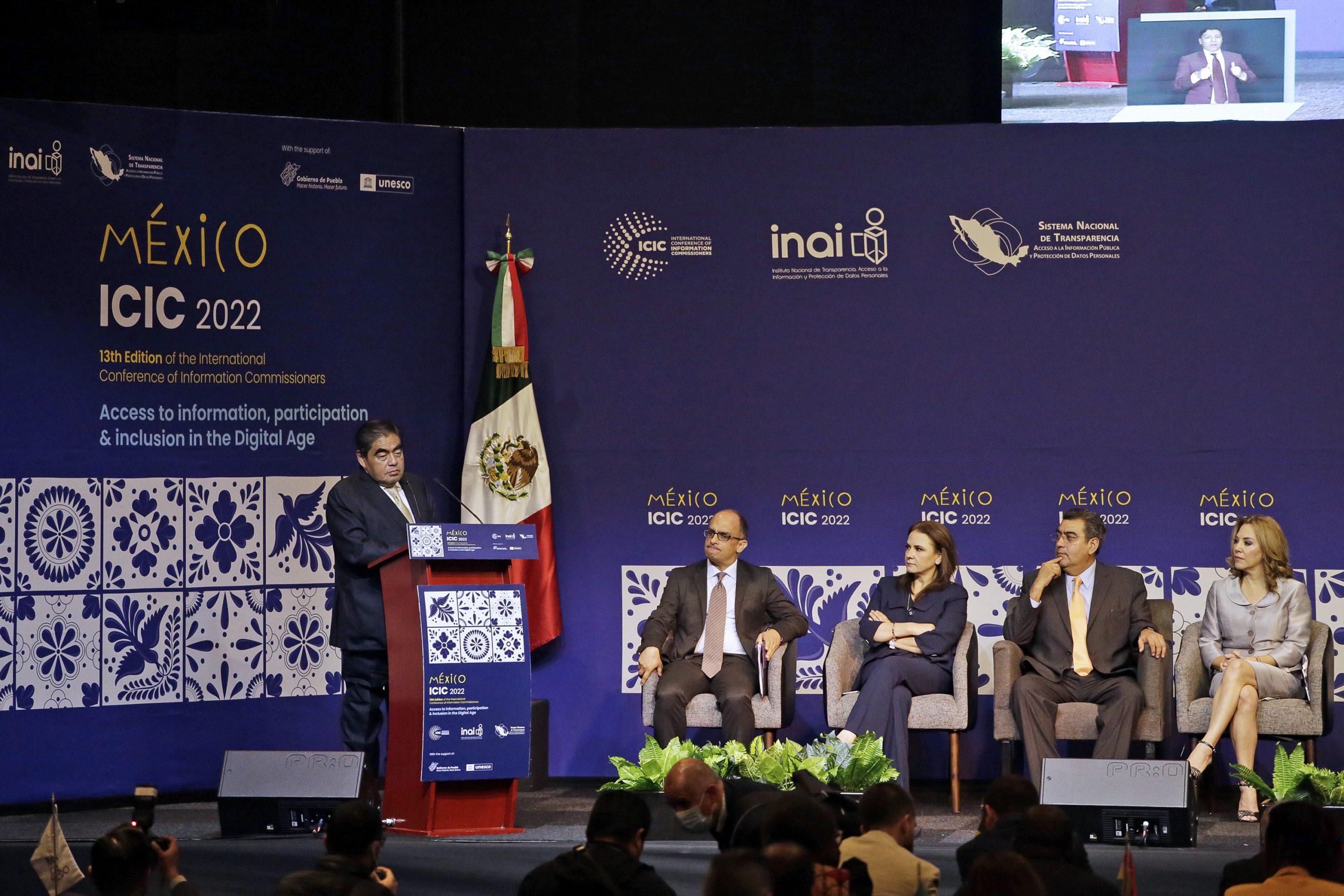 Gobierno de Puebla llama a mejorar sistemas de transparencia