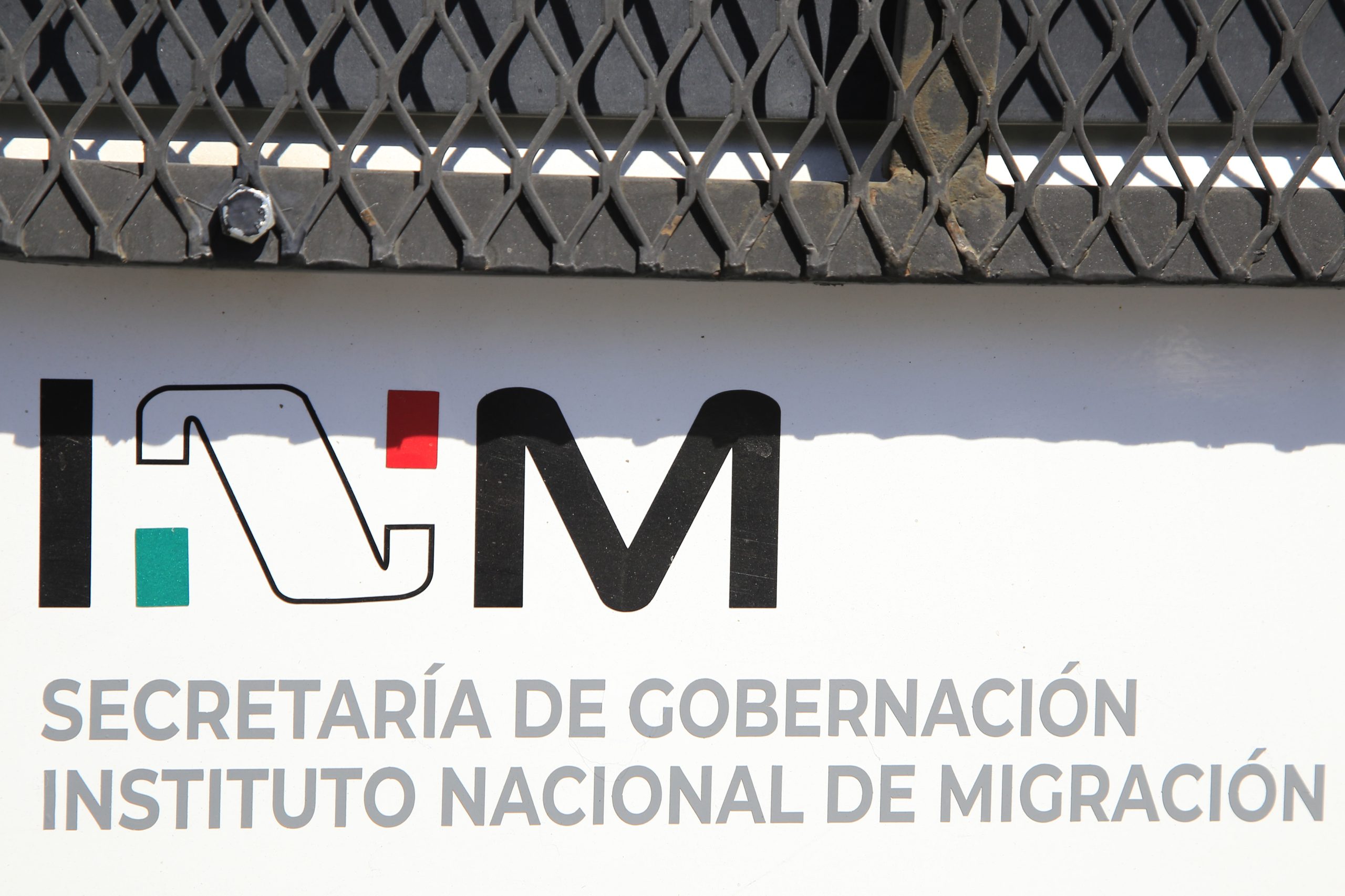INM otorga permisos a 7 mil miembros de caravana migrante