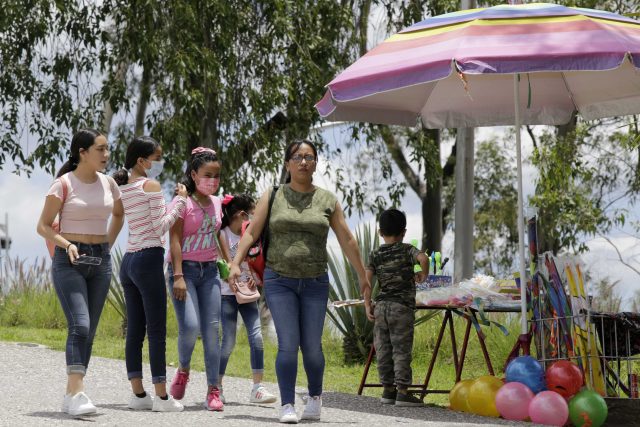 Diputada propone un día de incapacidad por cólicos con goce de sueldo