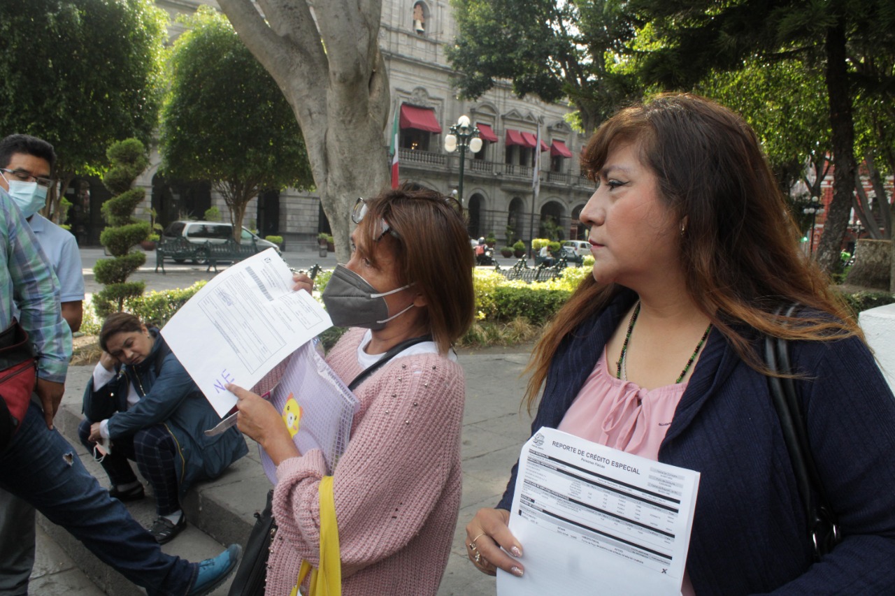 Activista acusa acciones arbitrarias de Agua de Puebla en perjuicio económico de usuarios