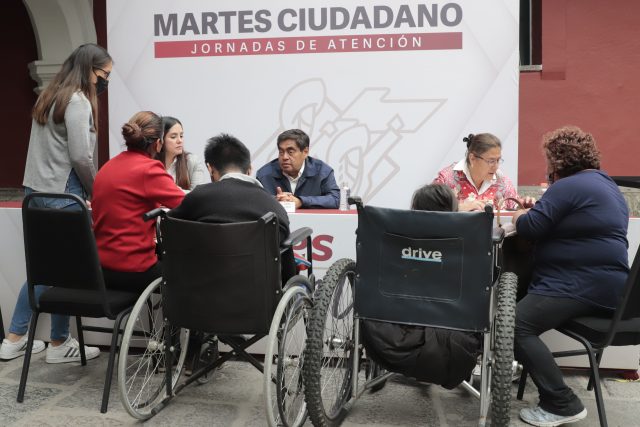 Martes Ciudadano canaliza solicitud para regularizar terrenos de Central de Abasto