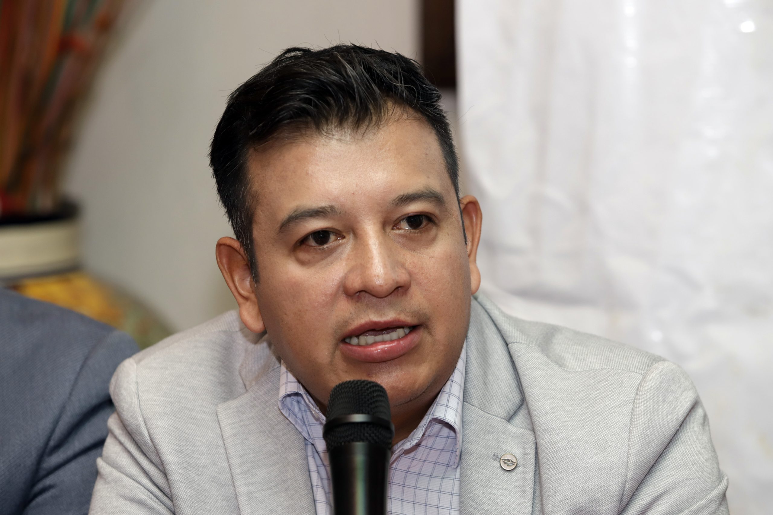 Desconoce Barbosa si Belmont es dirigente o delegado de Morena en Puebla