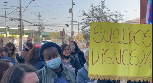 Docentes de la comuna Pedro Aguirre Cerda realizan paro de advertencia ante precariedad laboral