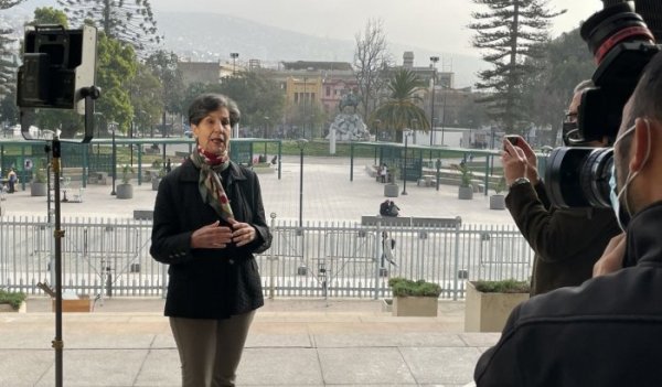 Senadora Isabel Allende e incumplimiento pago de pensiones de alimentos: “No más humillación”