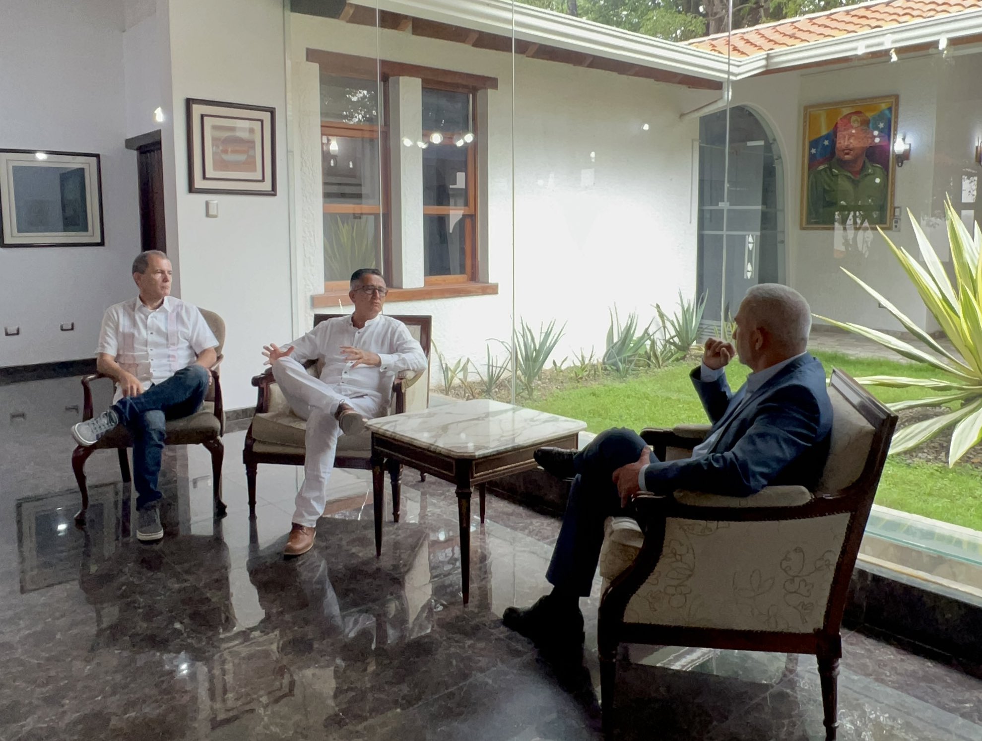 Autoridades venezolanas y representantes del Pacto Histórico de Colombia sostuvieron reunión