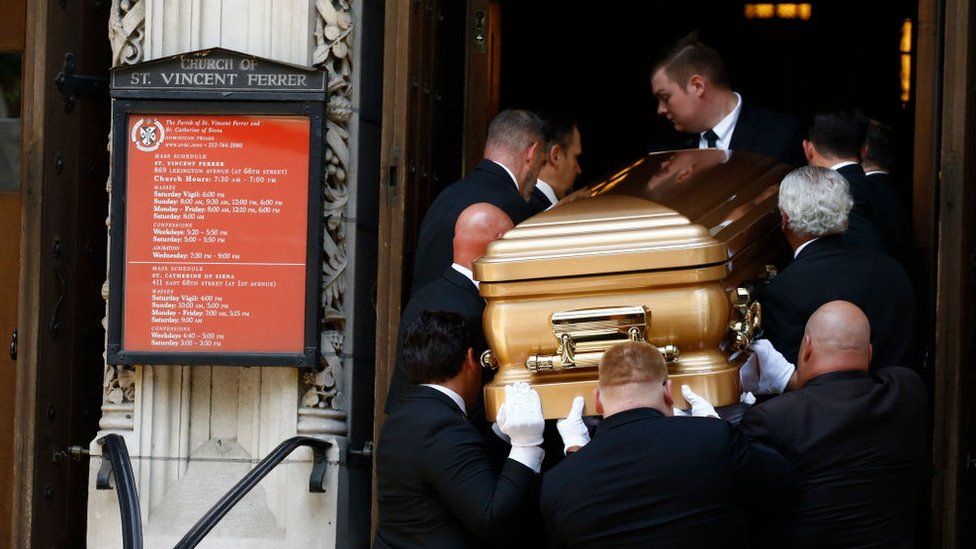 Donald Trump y su familia le dan el último adiós a Ivana Trump