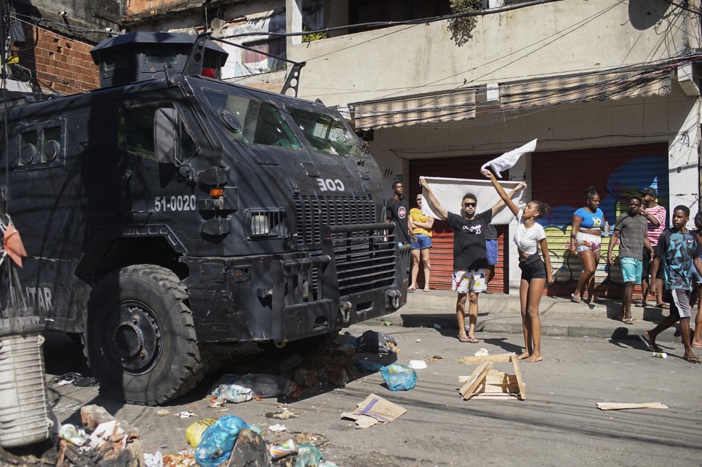 Conmoción en Brasil por una operación militar en una favela que dejó al menos 18 muertos