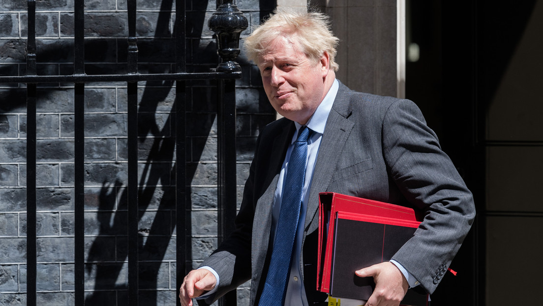 Boris Johnson dimitirá hoy como primer ministro