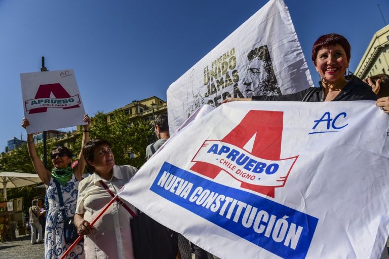 Apruebo abrirá franja electoral televisiva el próximo 5 de agosto a las 12:45 de la tarde