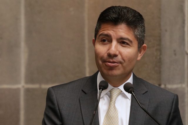 Eduardo Rivera quiere ser gobernador dice Barbosa; edil evita pronunciarse