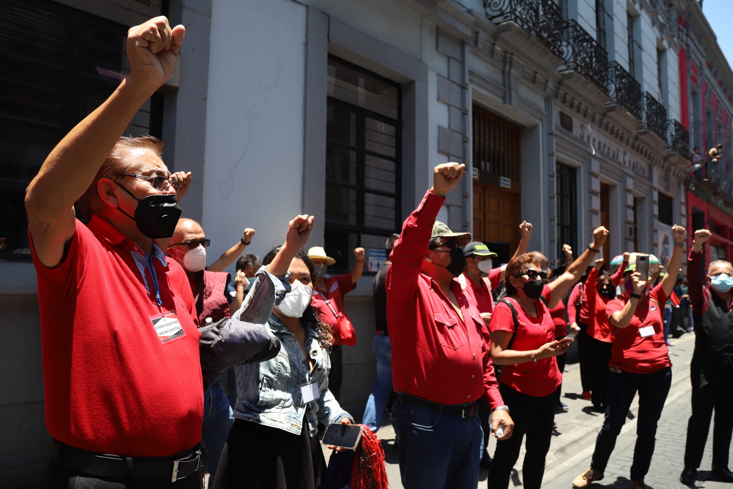 Telefonistas poblanos continúan con huelga; esperan indicaciones a nivel nacional 