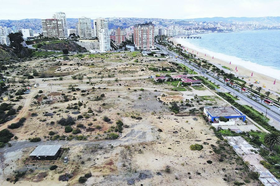 Justicia acoge querella criminal presentada por vecinos de Viña del Mar ante contaminación y movimiento de tierras de Copec en paño Las Salinas