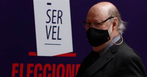 Andrés Tagle confirma que estudian acciones legales por campaña de Gonzalo de la Carrera contra el Servel: «Se desprestigian nuestros procesos y nuestra democracia»