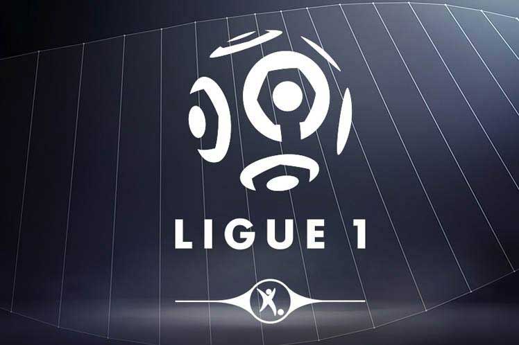 Los equipos PSG, Marseille y Lens pugnan por liderato en fútbol francés