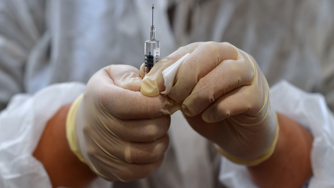 Registran en Rusia vacuna de tercera generación contra hepatitis B