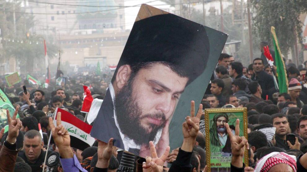 Seguidores irrumpen en el Palacio Presidencial iraquí tras el anuncio de la retirada de la política de Al Sadr