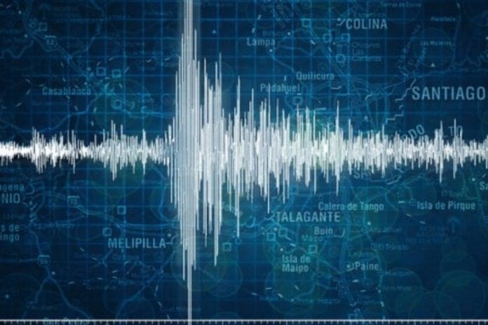 Sismo de 5,3 se percibió en la zona centro del país: Provocó emergencia química en la ex Posta Central