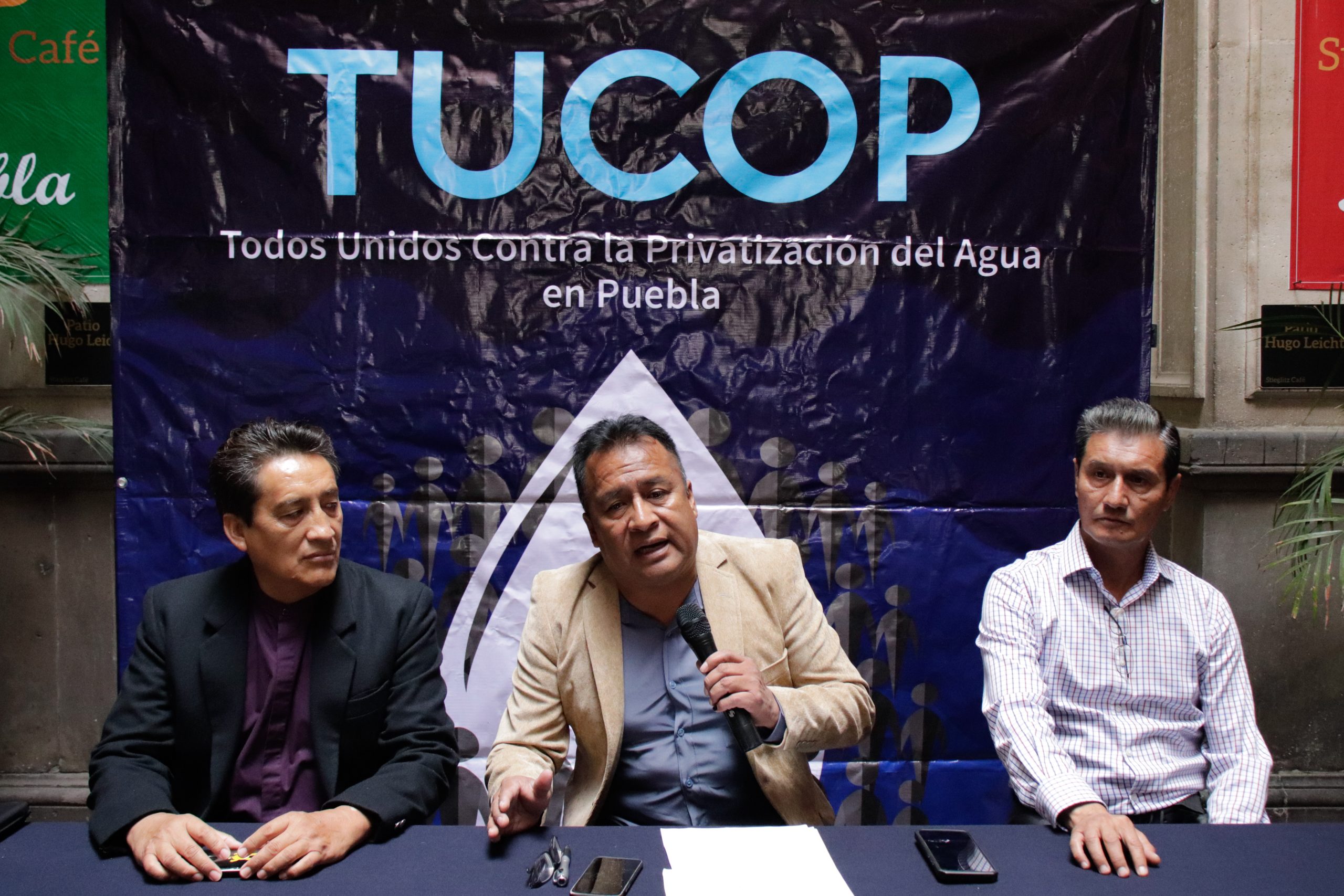 Forman colectivo contra privatización del agua en Puebla