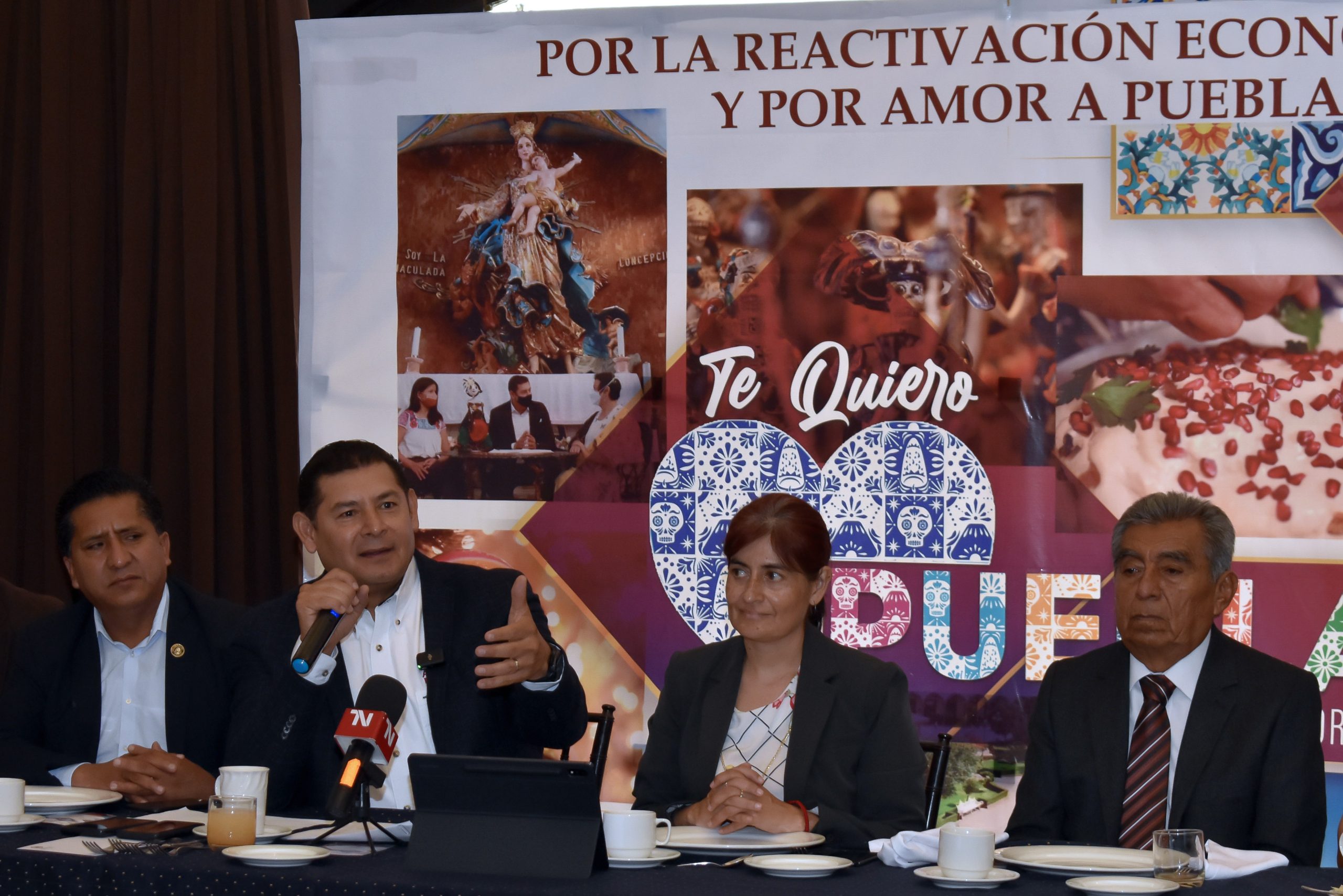 Alejandro Armenta presenta visión de gobierno para Puebla 
