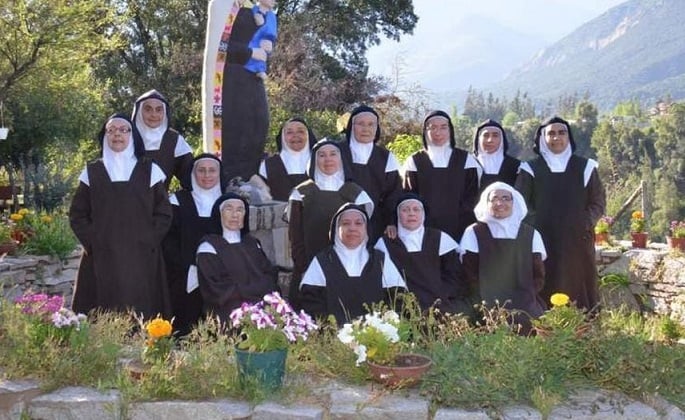 Carmelitas descalzas tras deliberar: Llaman al pueblo de Chile a aprobar la nueva Constitución