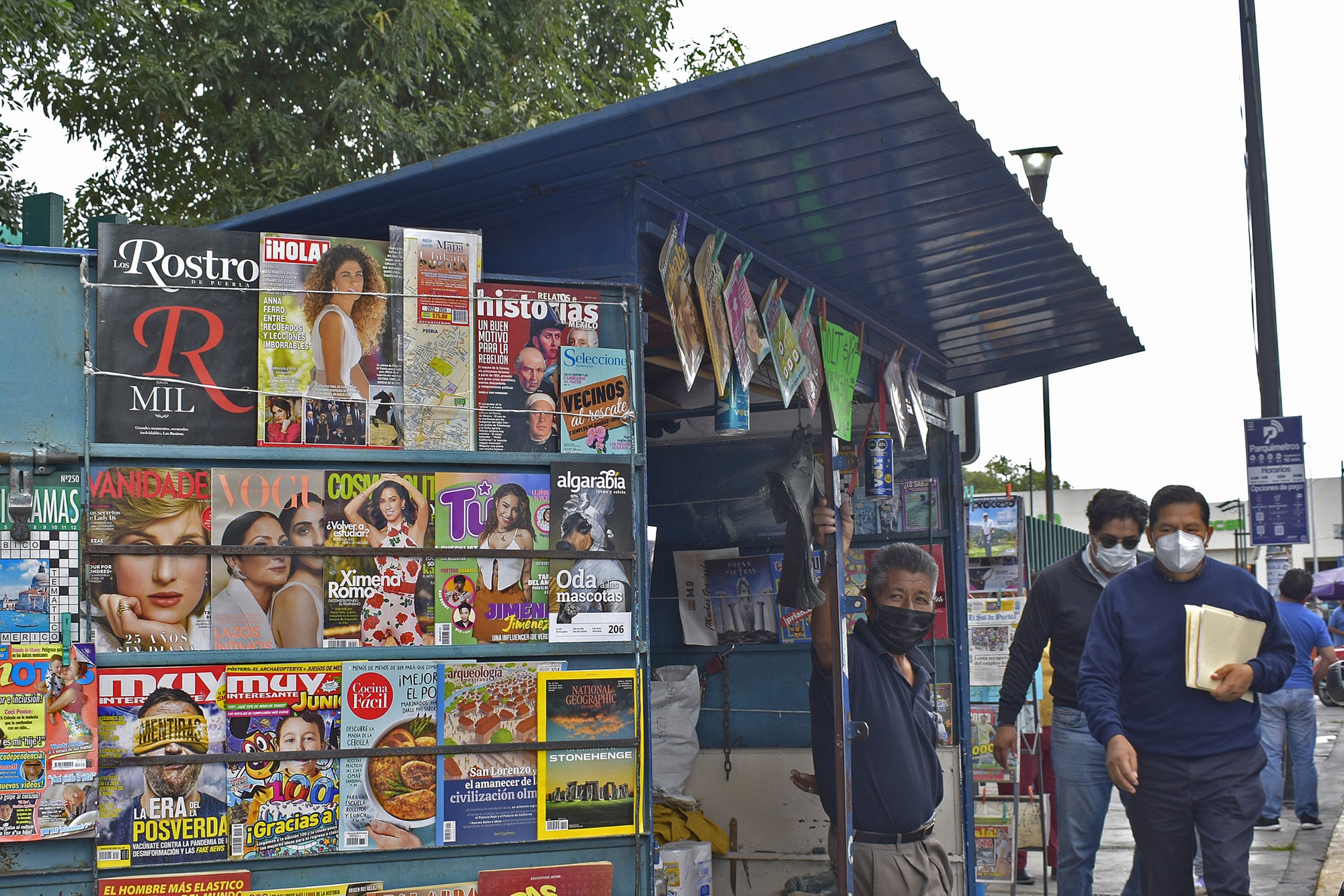 Comuna retirará casetas por “escasos lectores de medios”