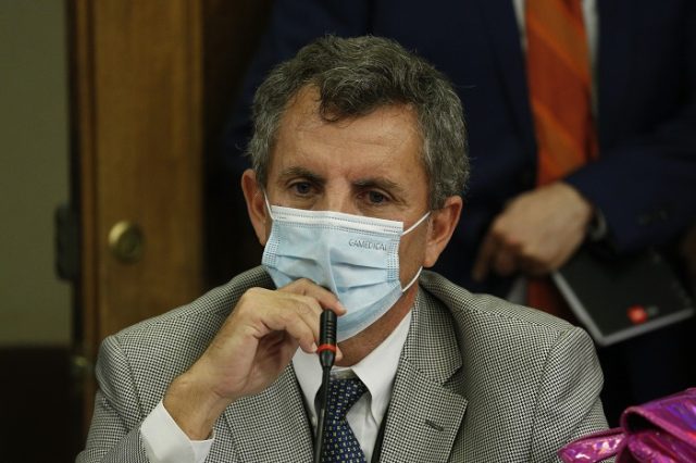 Revelan video de Gonzalo de la Carrera golpeando a otro diputado: Agredió a Daniel Manouchehri (PS) el 31 de mayo