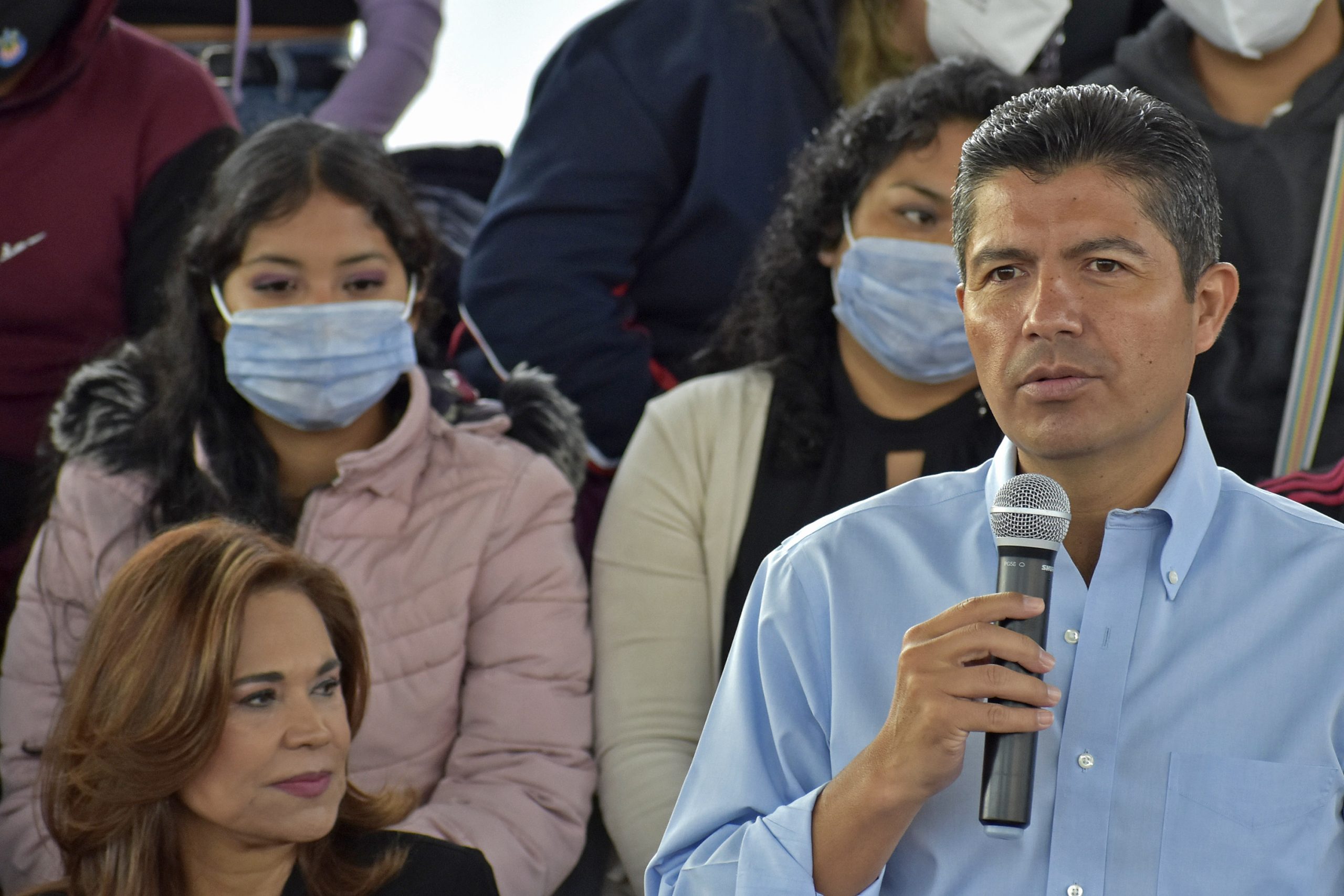 Evita Eduardo Rivera referirse a Lozano y dice que aún falta para 2024