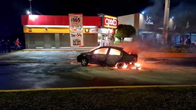 Guanajuato: 11 detenidos por quema de tiendas y autos