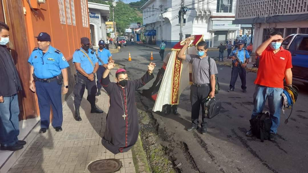Gobierno de Nicaragua arresta al obispo Rolando Álvarez, de Matagalpa