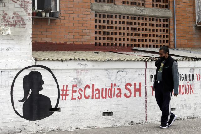 Ahora Sheinbaum «luce» en bardas y lonas de la capital poblana