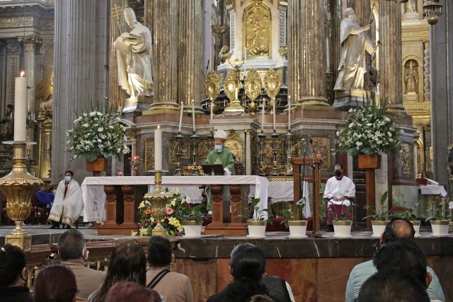 Oran en Catedral por migrantes muertos en Cañada Morelos