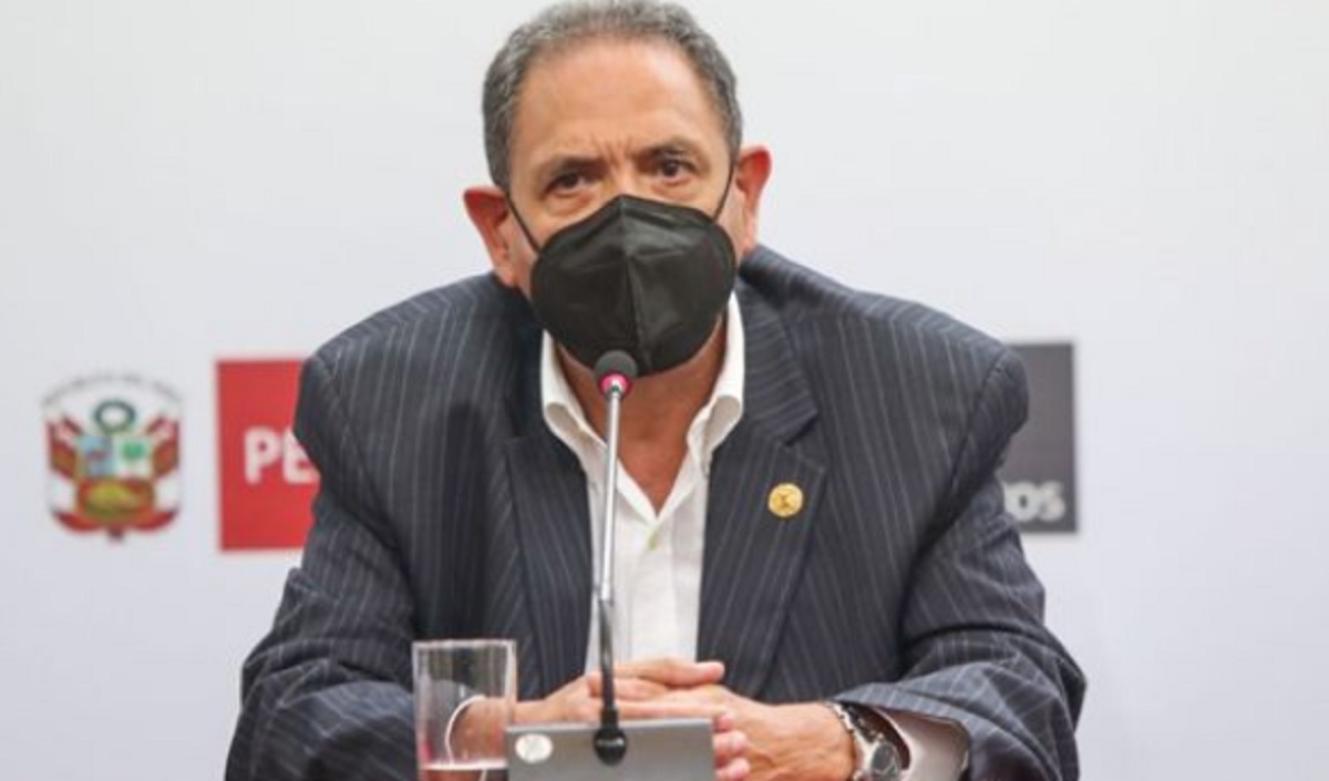 «Con satisfacción por haber cumplido la labor»: Ministro de Defensa de Perú presentó su renuncia