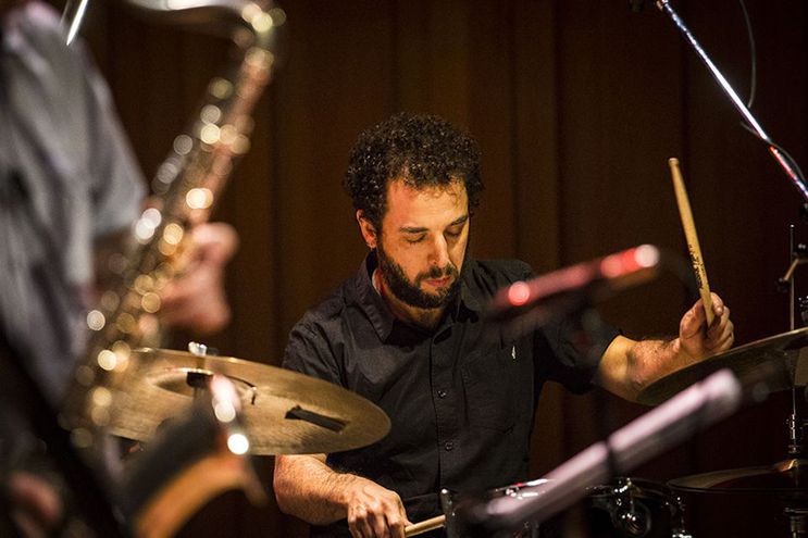 Sergio Verdinelli, el baterista fundamental en la escena del jazz que viene a Puebla