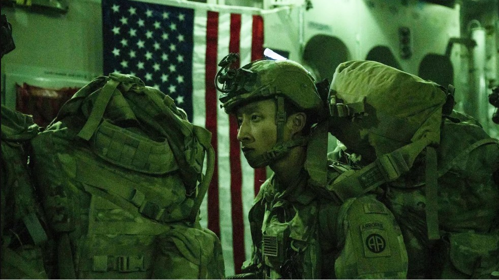 Analista político-militar Vasíli Kravtsov: La retirada de la OTAN de Afganistán fue una «derrota total y aplastante para EE. UU. y la Alianza»