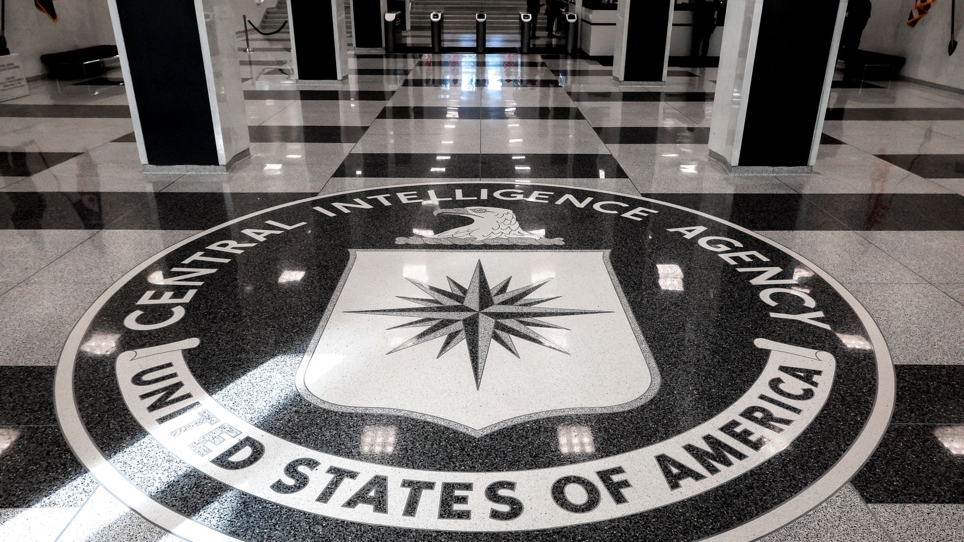 Aficionado descubre graves fallas de seguridad de la CIA que provocaron decenas de muertes