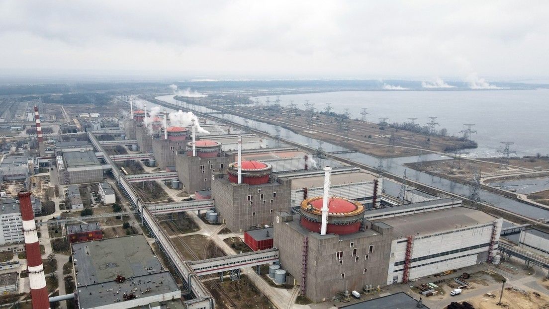 Denuncian daños en sistema de refrigeración de la nuclear de Zaporozhie por ataque de Ucrania